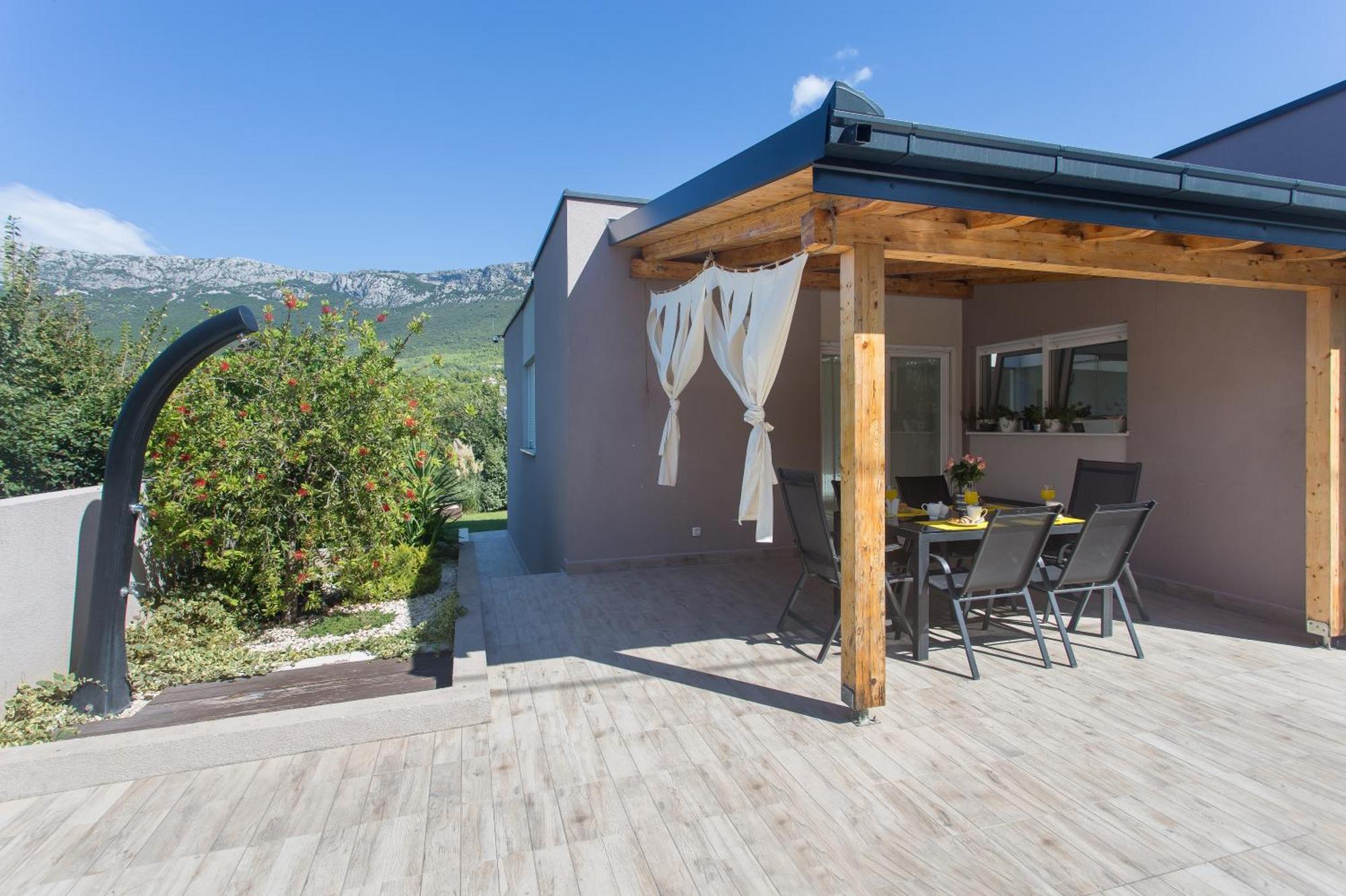 Life - New And Luxury Holiday House Kastela Dış mekan fotoğraf