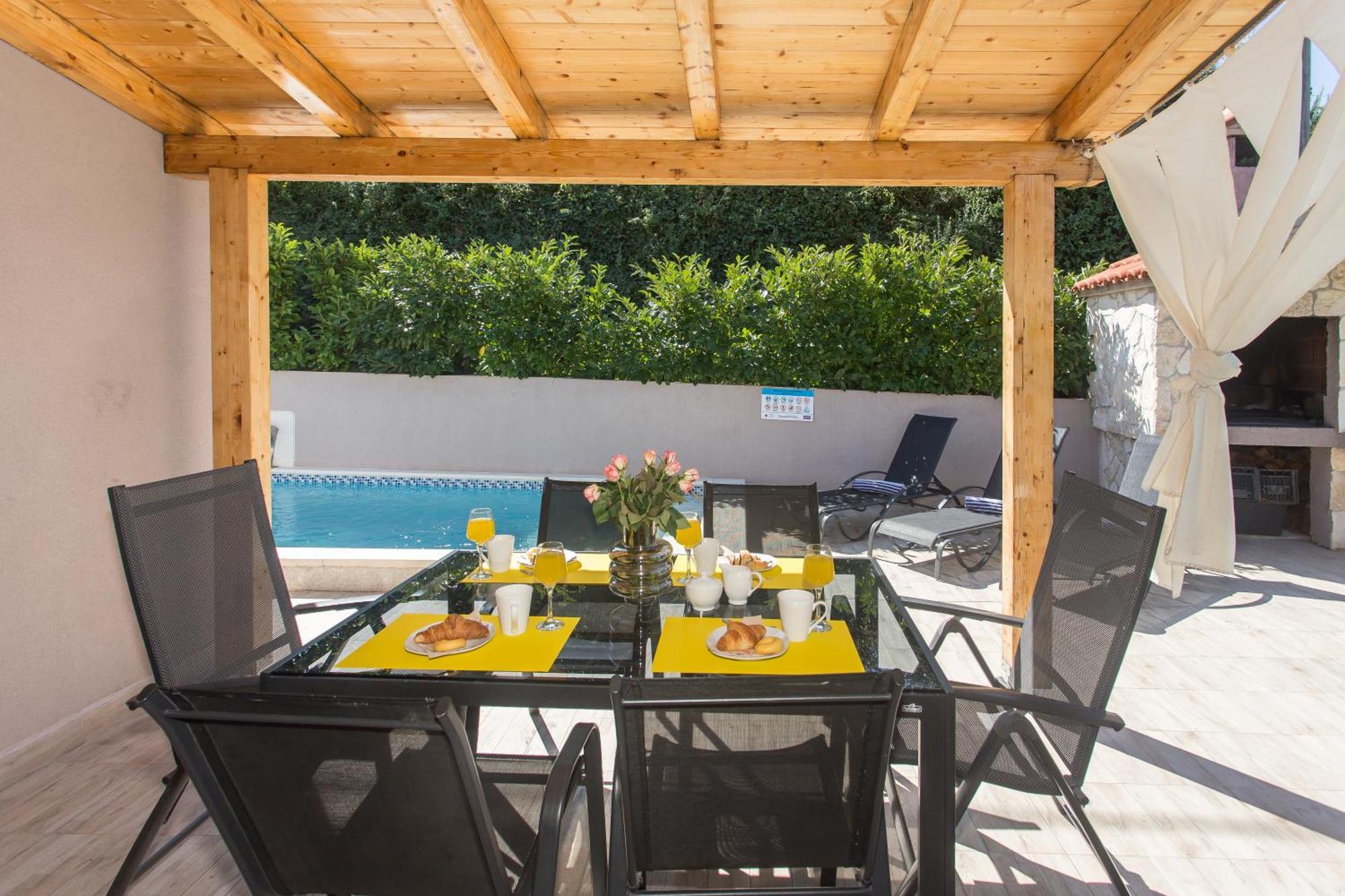 Life - New And Luxury Holiday House Kastela Dış mekan fotoğraf