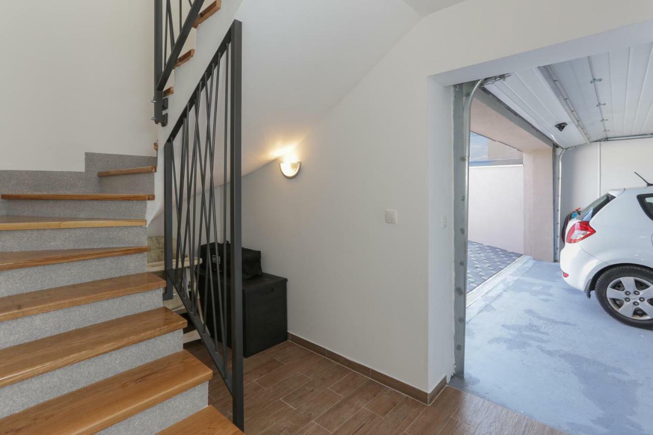 Life - New And Luxury Holiday House Kastela Dış mekan fotoğraf